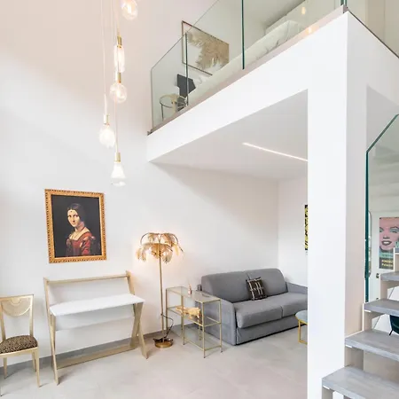 Urban Garden Lofts By Blue Velvet Livings 아파트
