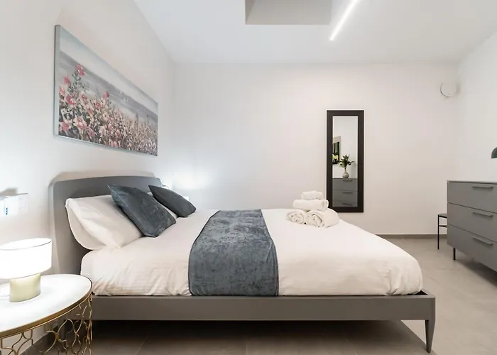 Urban Garden Lofts By Blue Velvet Livings דירה